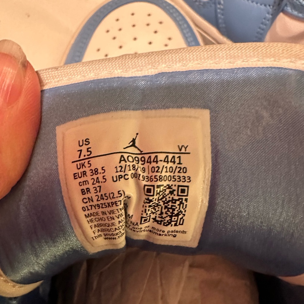 Nike Women's Sneakers - Light Blue and White